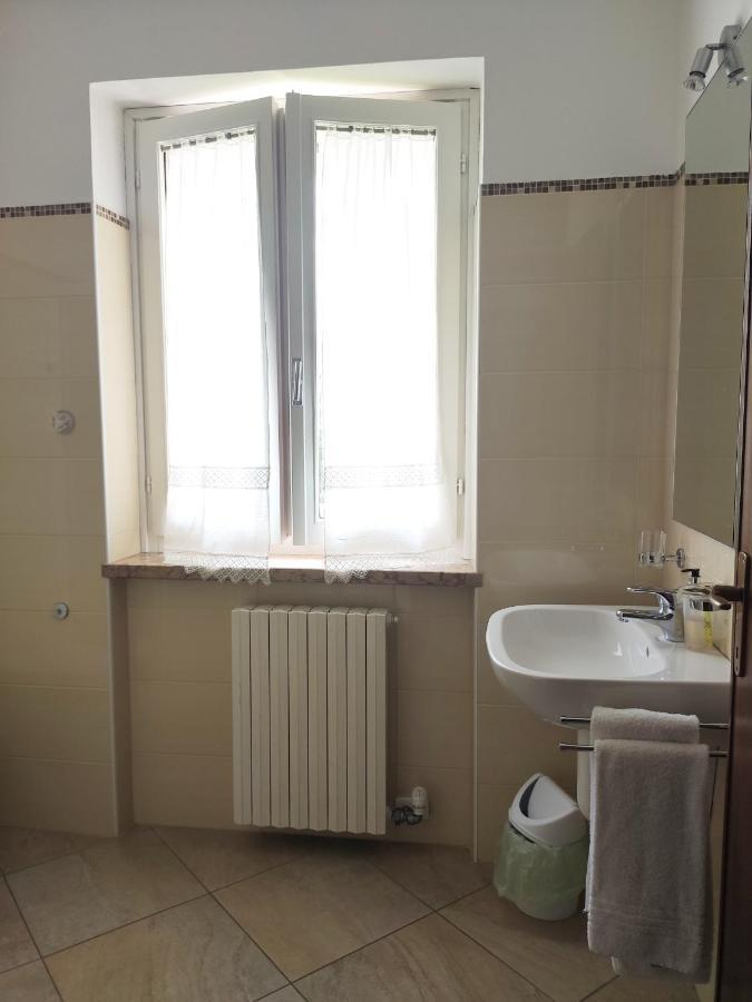 Sara Holiday Rentals Бардолино Экстерьер фото